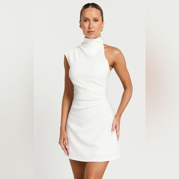 Showpo. Dresses & Skirts - NWT Showpo Rubie Mini Dress